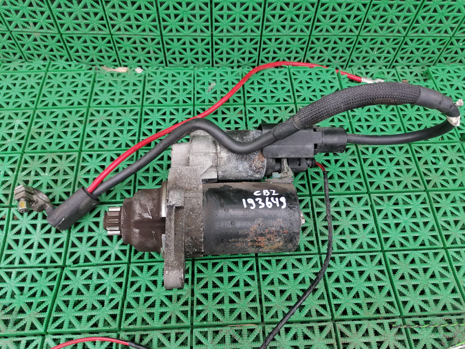 Стартер AUDI A3, SKODA OCTAVIA 1Z, VOLKSWAGEN GOLF 5/5+, JETTA 5, PASSAT B6, CADDY, TOURAN 1,2/1,6 2004- (10/3) CBZB б/у