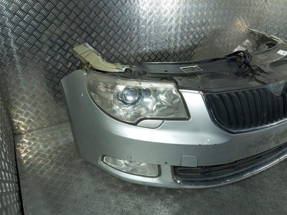 Лонжерон SKODA SUPERB 2008- передний правый серебро б/у