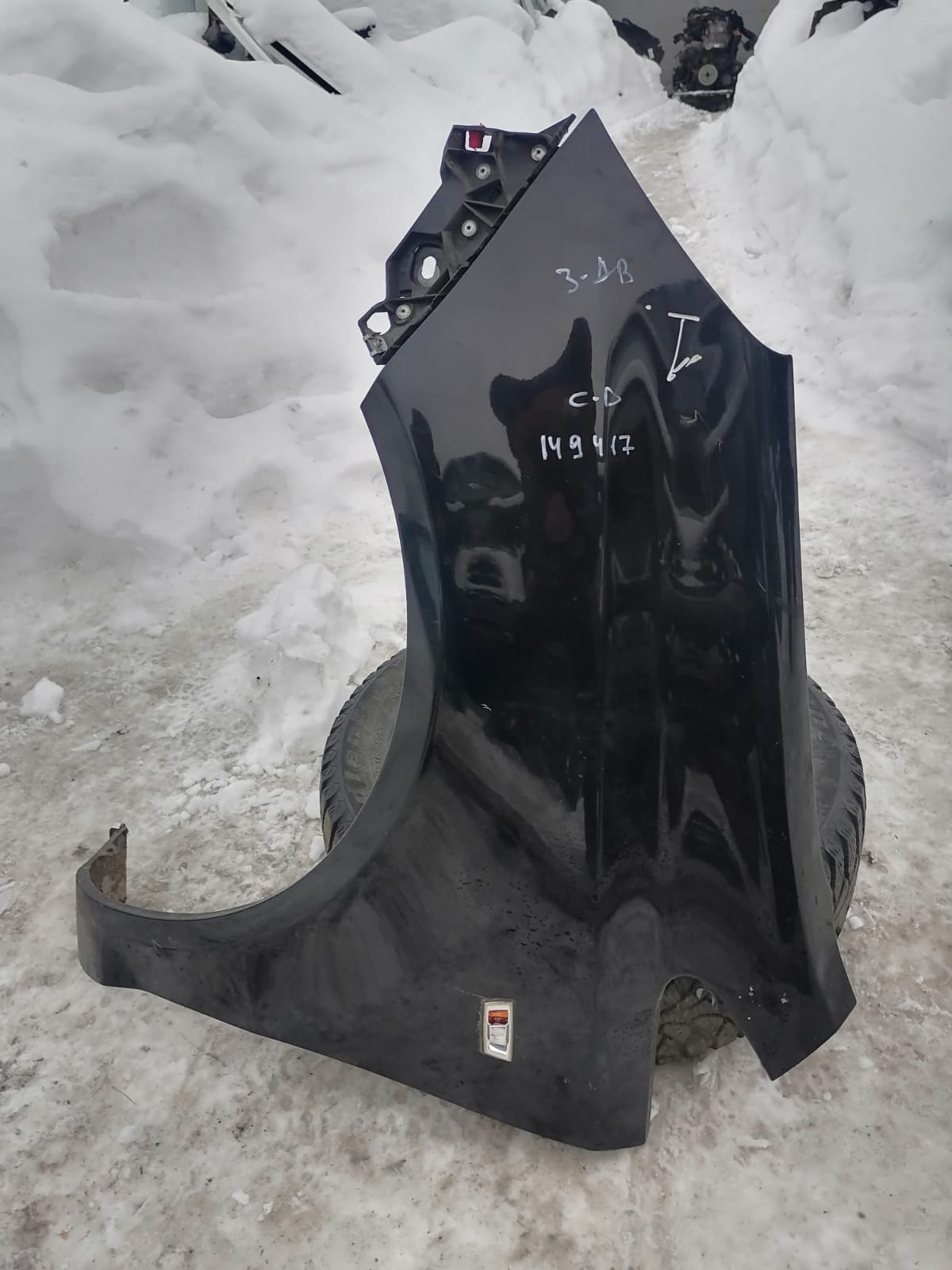 Крыло OPEL CORSA D 2006- переднее левое чёрное б/у