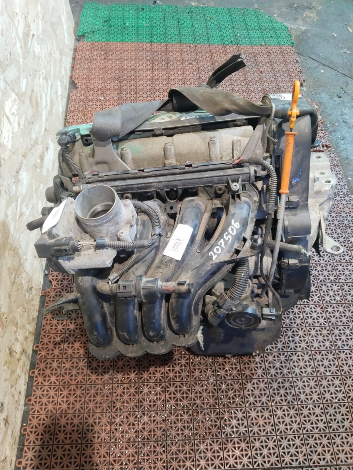 Коллектор впускной SKODA OCTAVIA 1Z, VOLKSWAGEN GOLF 5/5+/6, POLO CGGA 1,6 2010- б/у