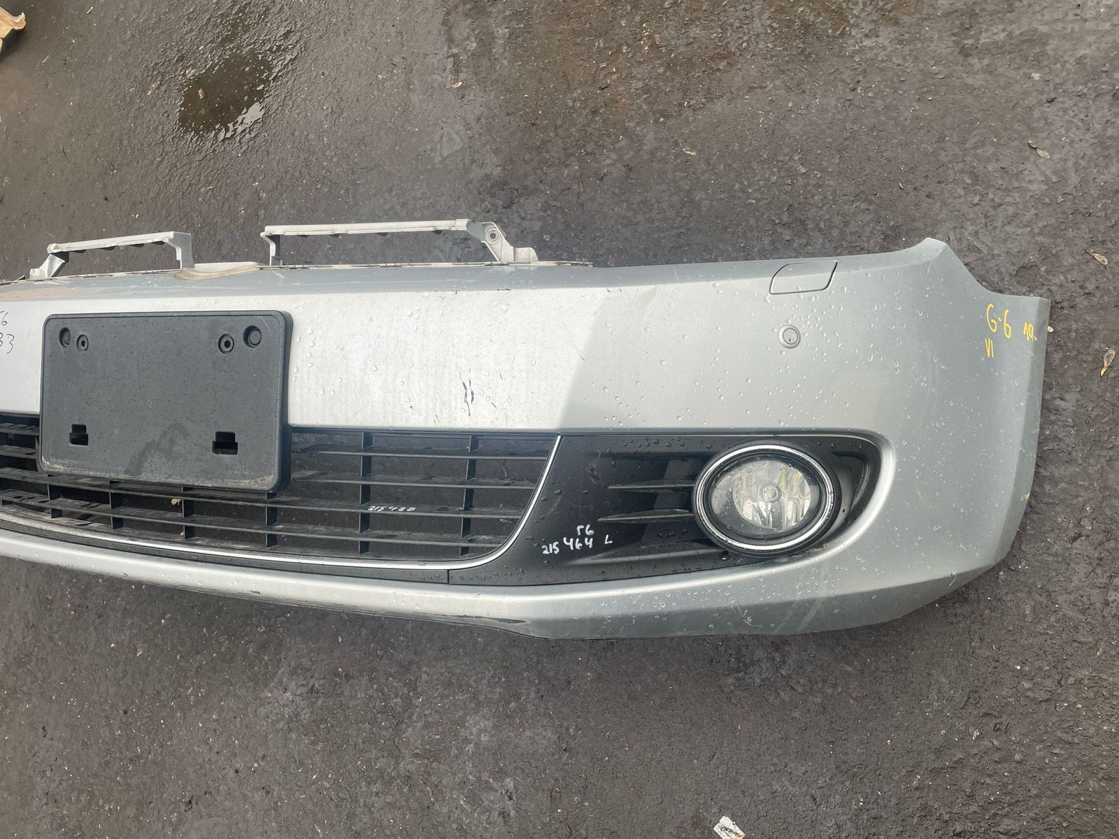 Решетка в бампер VOLKSWAGEN GOLF 6 2009- под птф левая б/у