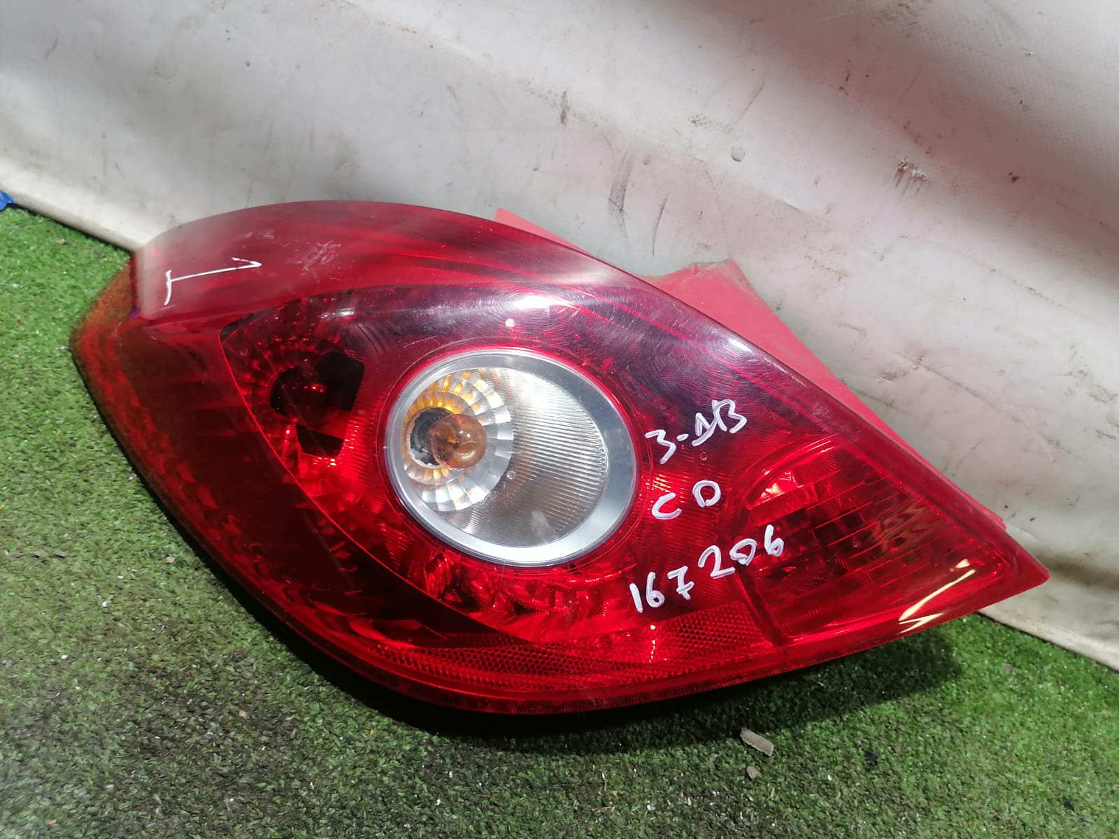 Фонарь OPEL CORSA D 2006- 3 х дверный купэ левый б/у