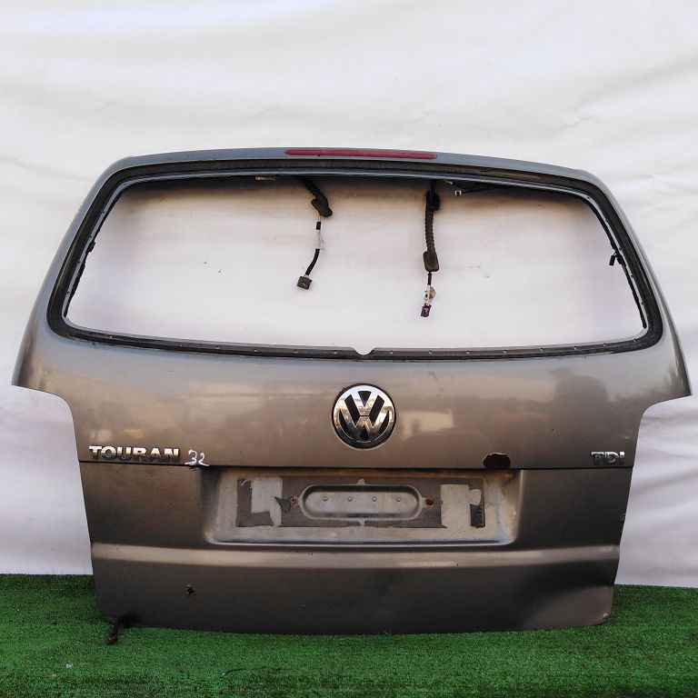 Крышка багажника VOLKSWAGEN TOURAN 2003- без стекла серая Б/У