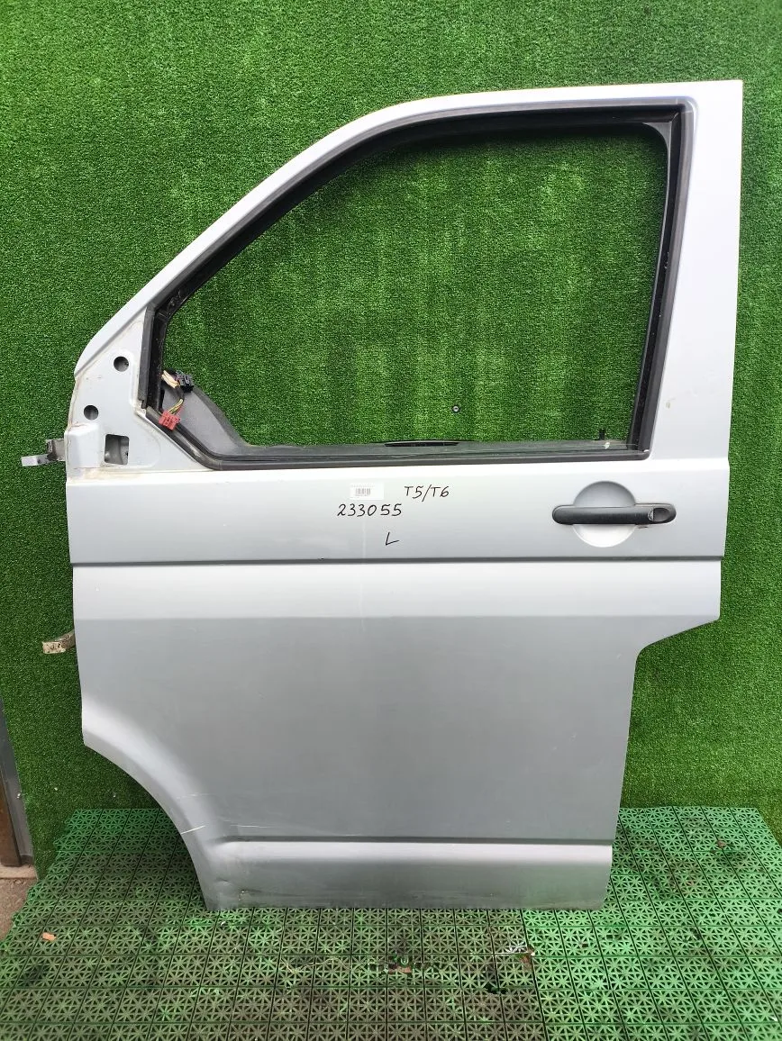 Дверь VOLKSWAGEN TRANSPORTER T5/T6 2003- передняя левая серебро б/у