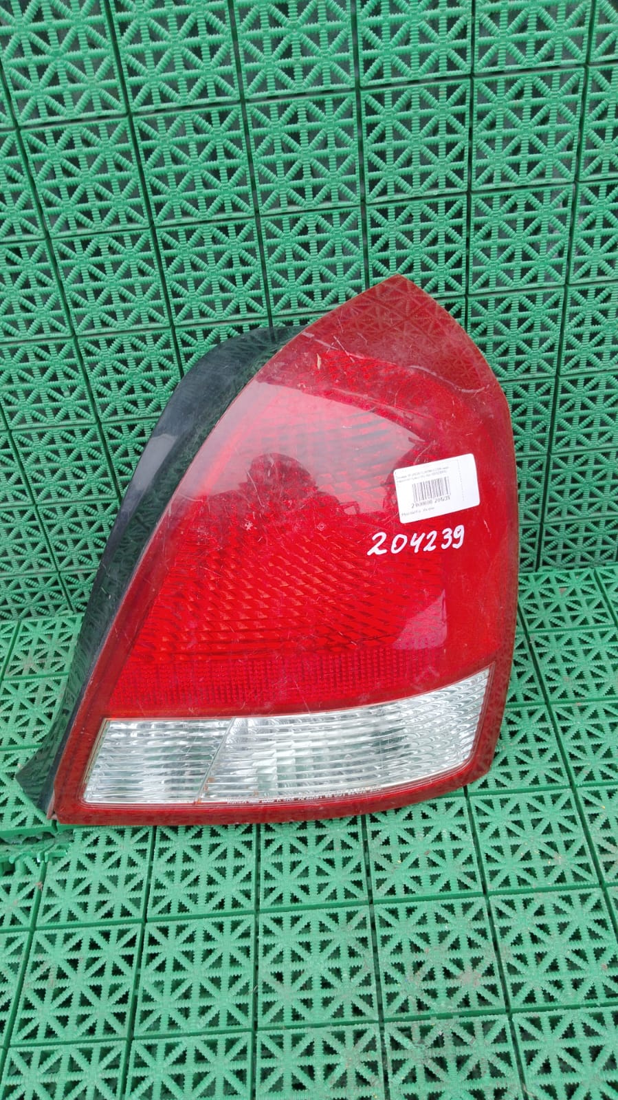 Фонарь HYUNDAI ELANTRA 2 2006- седан наружний правый б/у