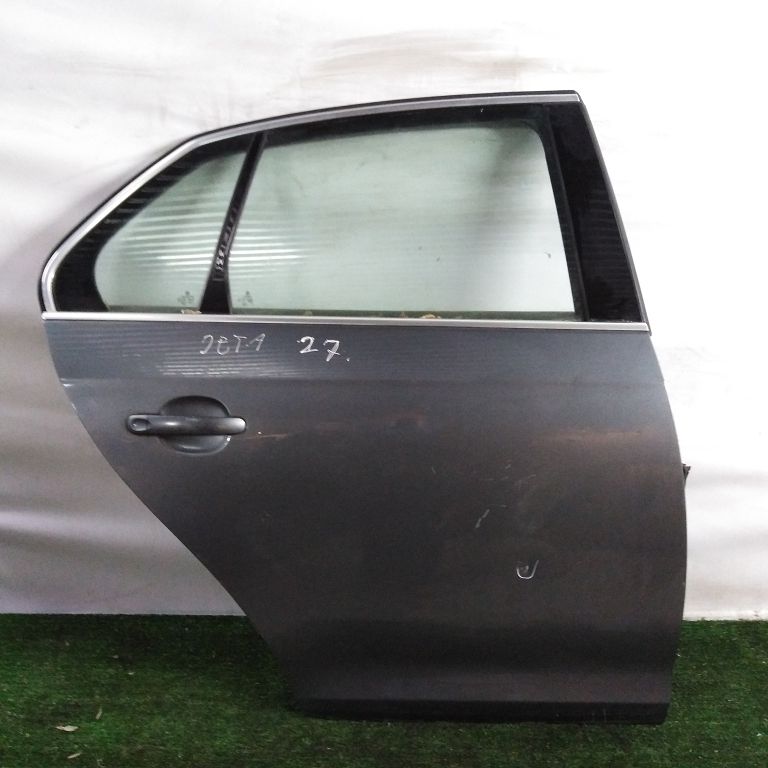 Дверь VOLKSWAGEN JETTA 5 2006- задняя правая серая Б/У