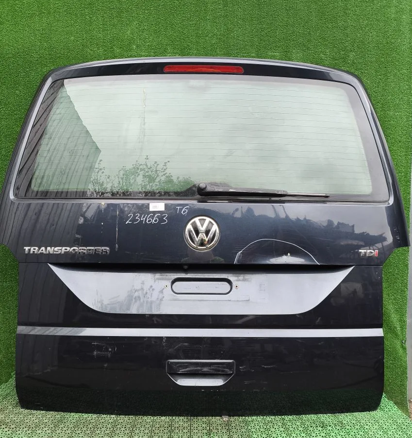 Крышка багажника VOLKSWAGEN TRANSPORTER T6 2015- с проёмом для стекла синяя б/у