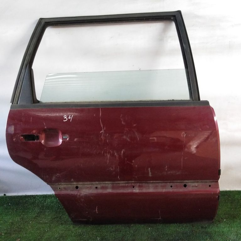 Дверь VOLKSWAGEN PASSAT B4 1994- задняя правая универсал вишня Б/У