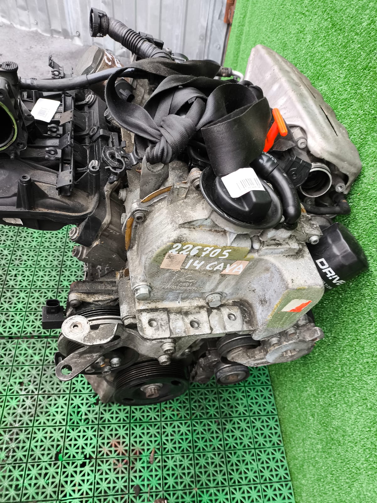 Двигатель VOLKSWAGEN  GOLF 5/5+/6, JETTA 5/6, TIGUAN 1,4 Т CAVE 132 KW, 180 ЛС 2008- б/у