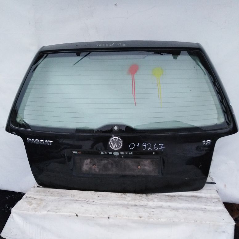 Крышка багажника VOLKSWAGEN PASSAT B5 1998- универсал чёрная Б/У
