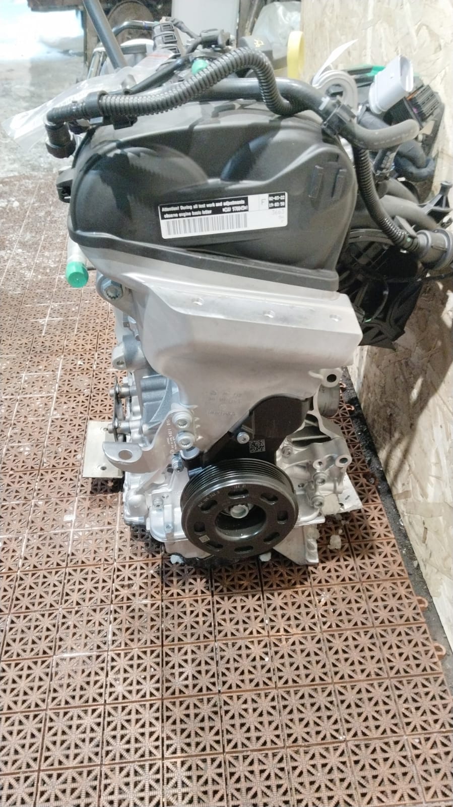 Помпа водяной насос охлаждения AUDI A1, A3, SKODA RAPID, VOLKSWAGEN GOLF  1,2/1,4/1,6 CWVA 2013-