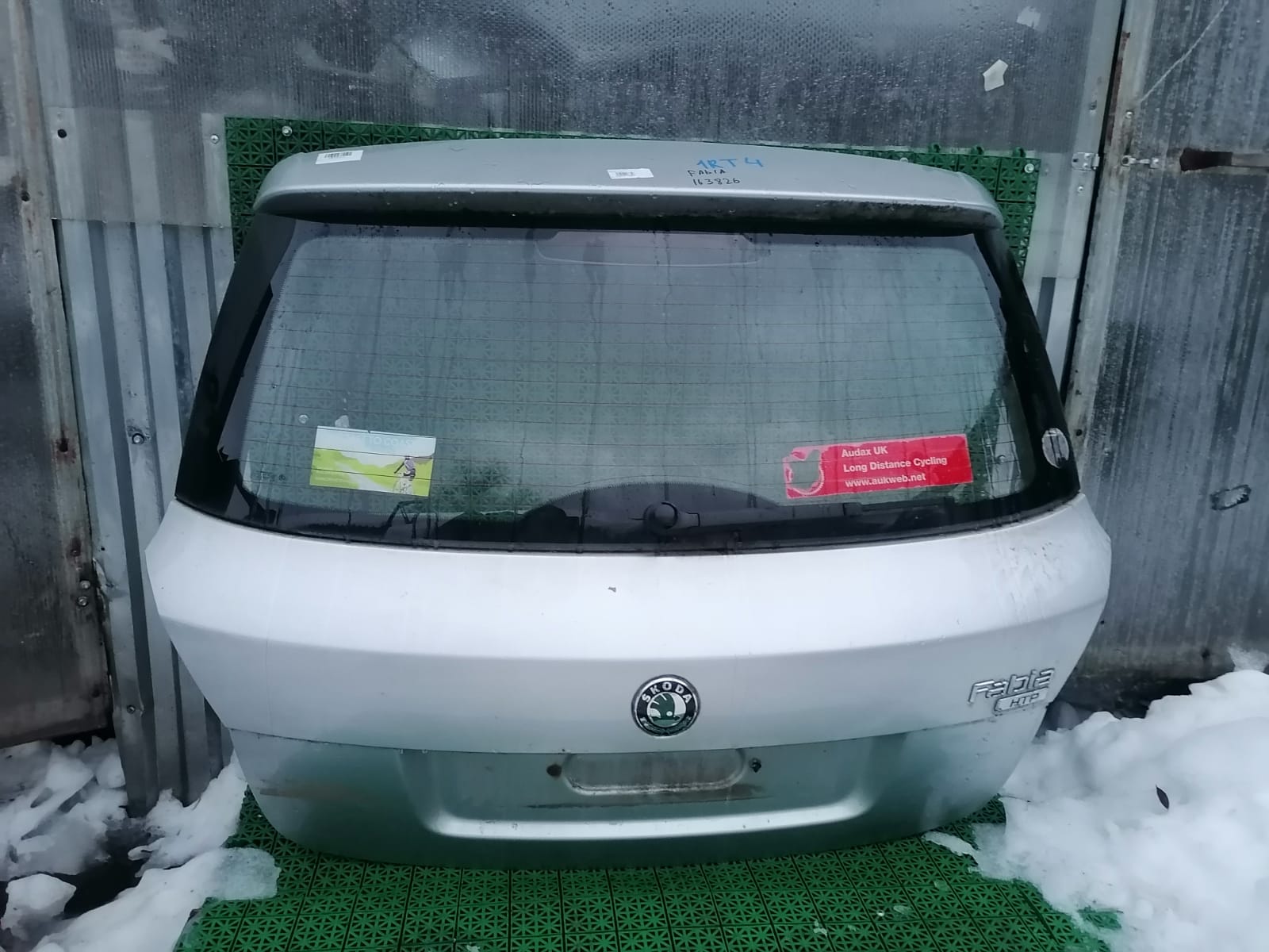 Крышка багажника SKODA FABIA 2007- хэтчбек серая б/у