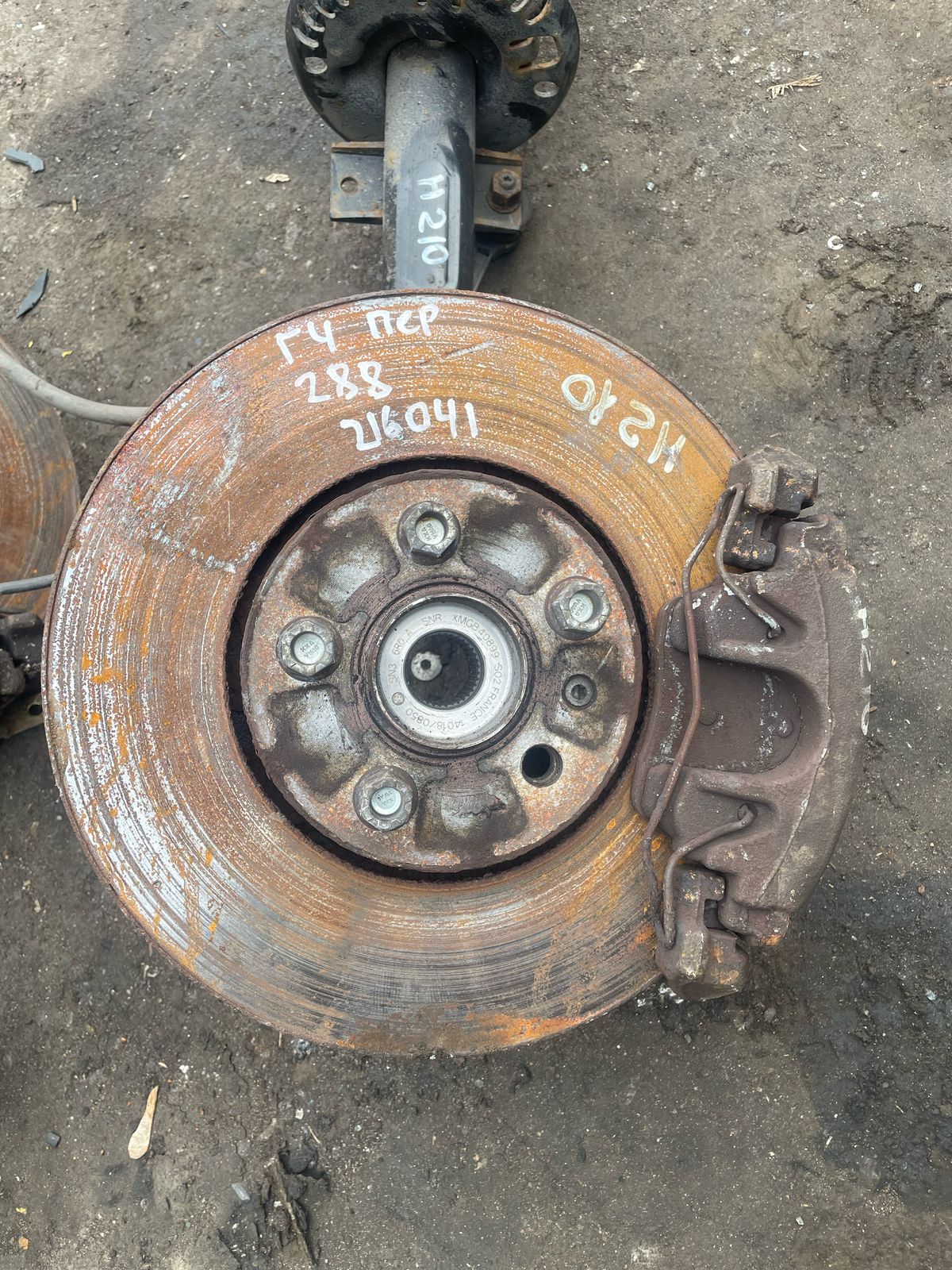 Диск тормозной AUDI A1/A3, SKODA OCTAVIA 1U, FABIA 1/2, RAPID, VOLKSWAGEN GOLF 4, BORA, POLO, 1,8T 1997- передний (288мм) б/у