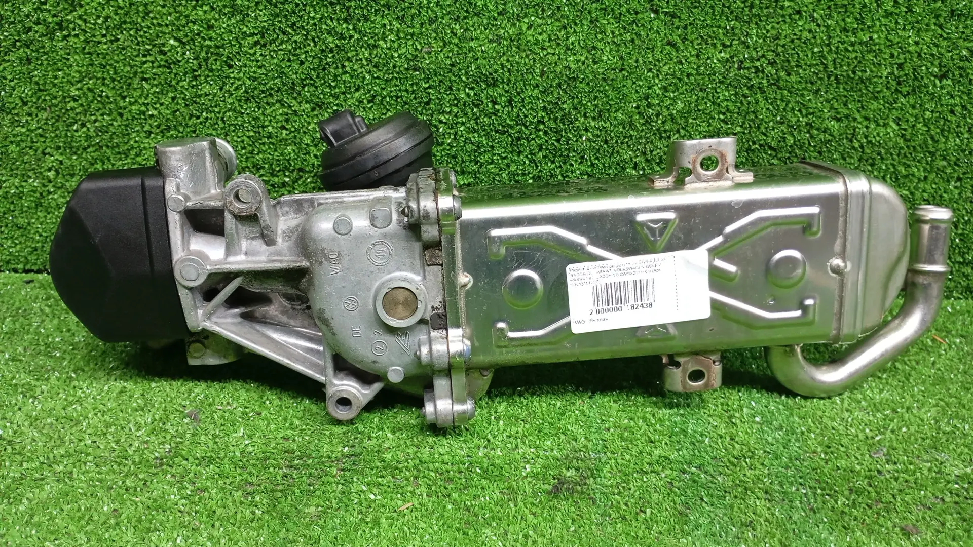 Радиатор системы рециркуляции EGR AUDI A3, SKODA OCTAVIA A7, VOLKSWAGEN GOLF 7, PASSAT B7, CADDY 1,6 CAYD 2011- б/у