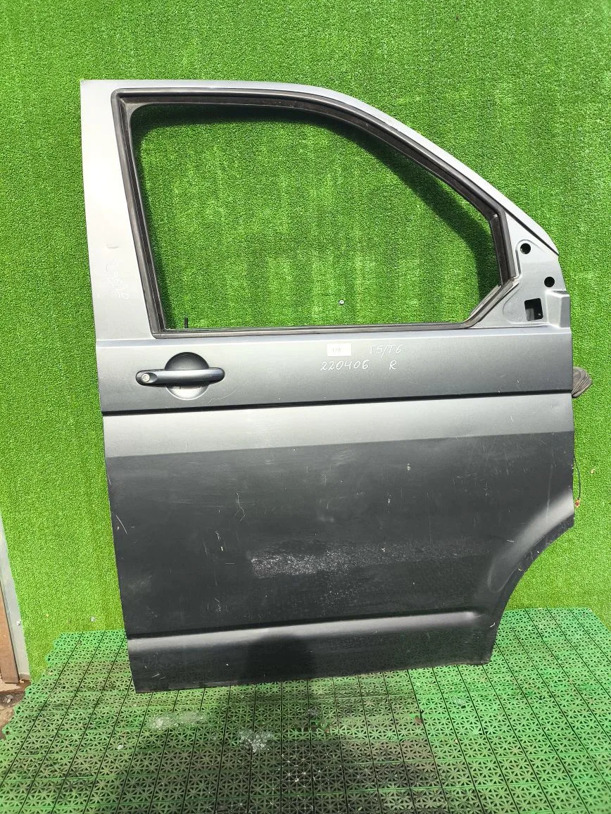 Дверь VOLKSWAGEN TRANSPORTER T5/T6 2003- передняя правая серая б/у