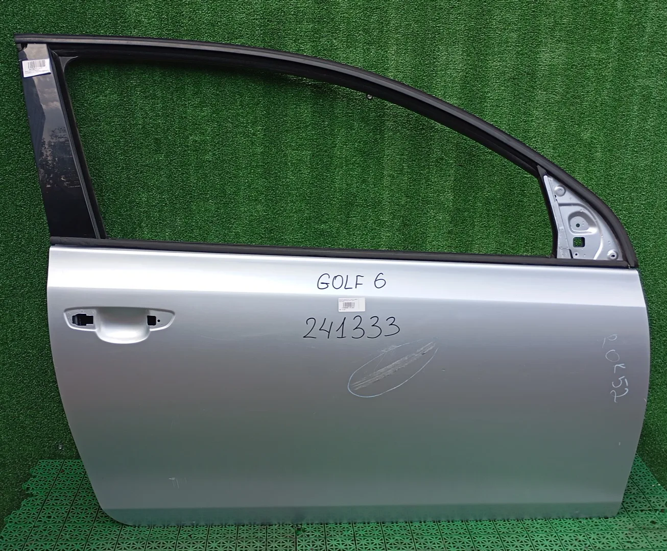 Дверь VOLKSWAGEN GOLF 6 2009- 3-х дверный хэтчбек передняя правая серая  б/у