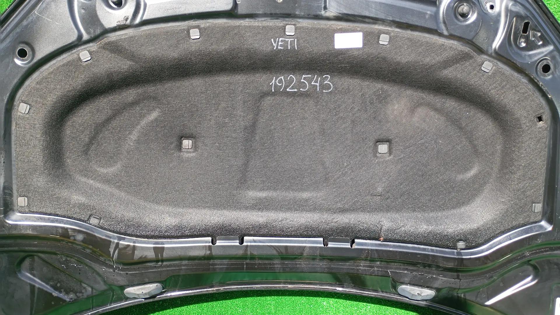 Шумоизоляция капота SKODA YETI 2010- б/у