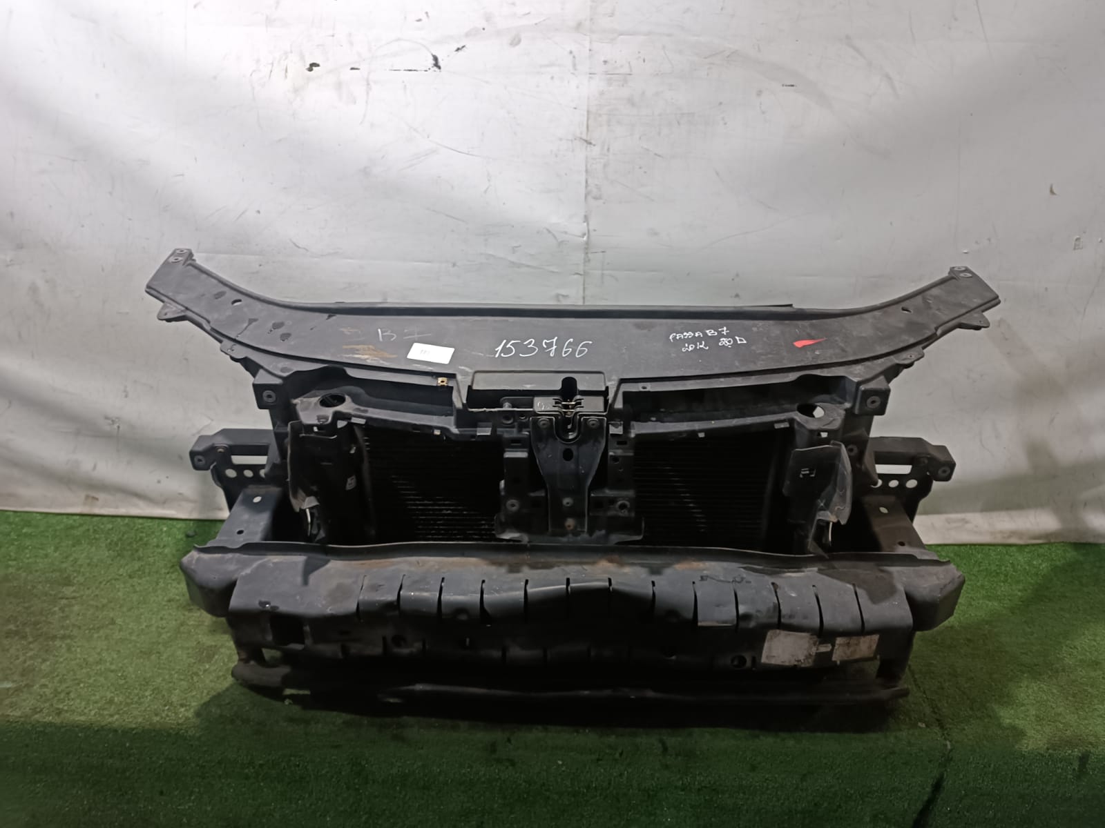 Панель передняя VOLKSWAGEN PASSAT B7 2011- б/у
