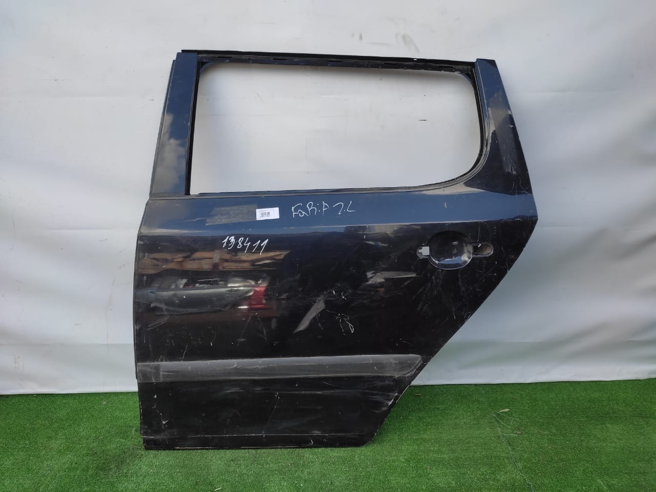 Дверь SKODA FABIA 2 2007- задняя левая хэтчбек чёрная б/у