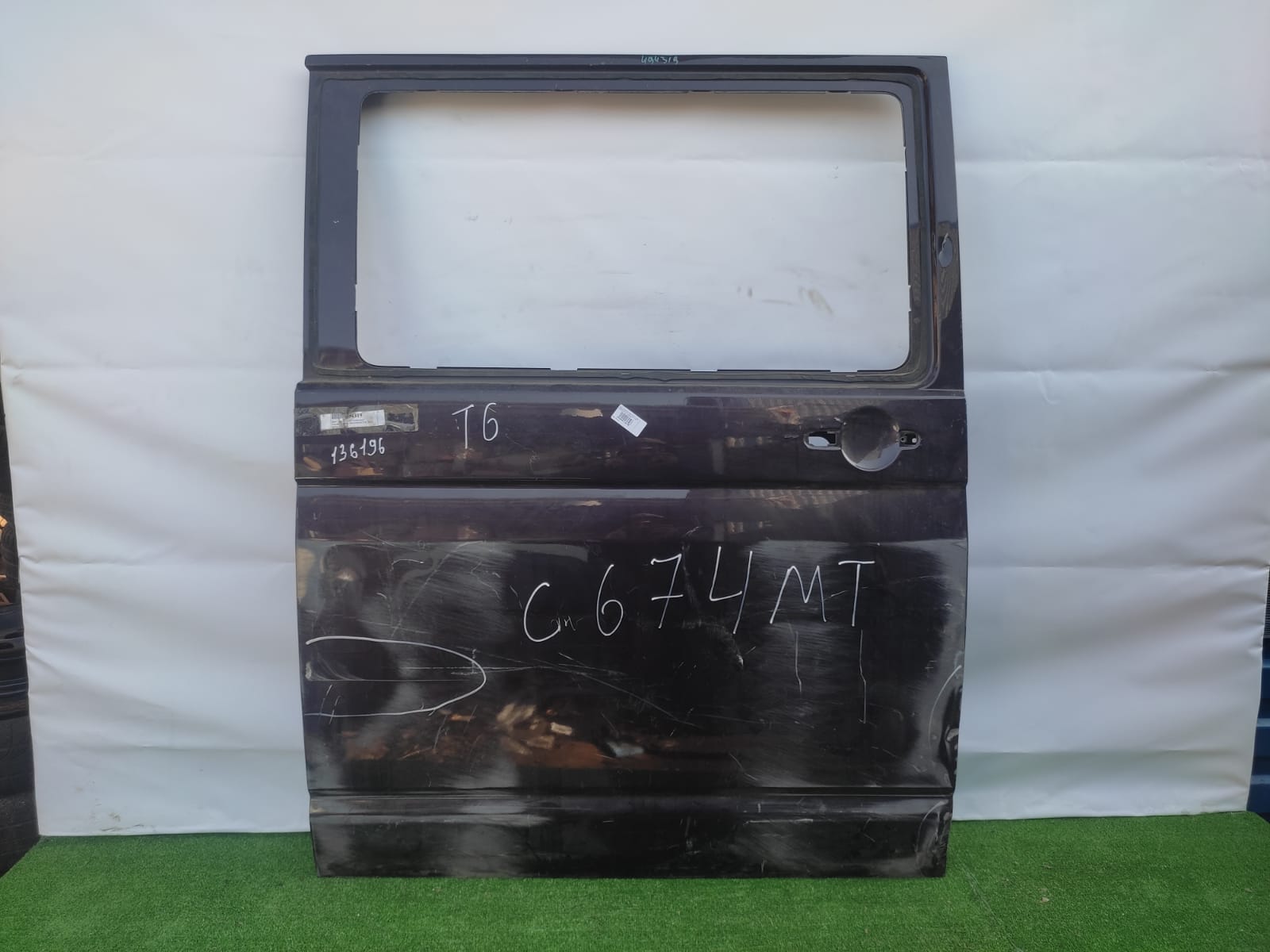 Дверь VOLKSWAGEN TRANSPORTER T5/T6 2003- сдвижная (с вырезом под стекло) правая коричневая б/у