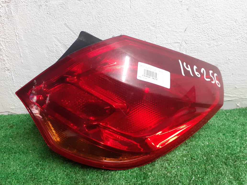 Фонарь OPEL ASTRA J 2010- хэтчбек 5 ти дверный наружный правый б/у