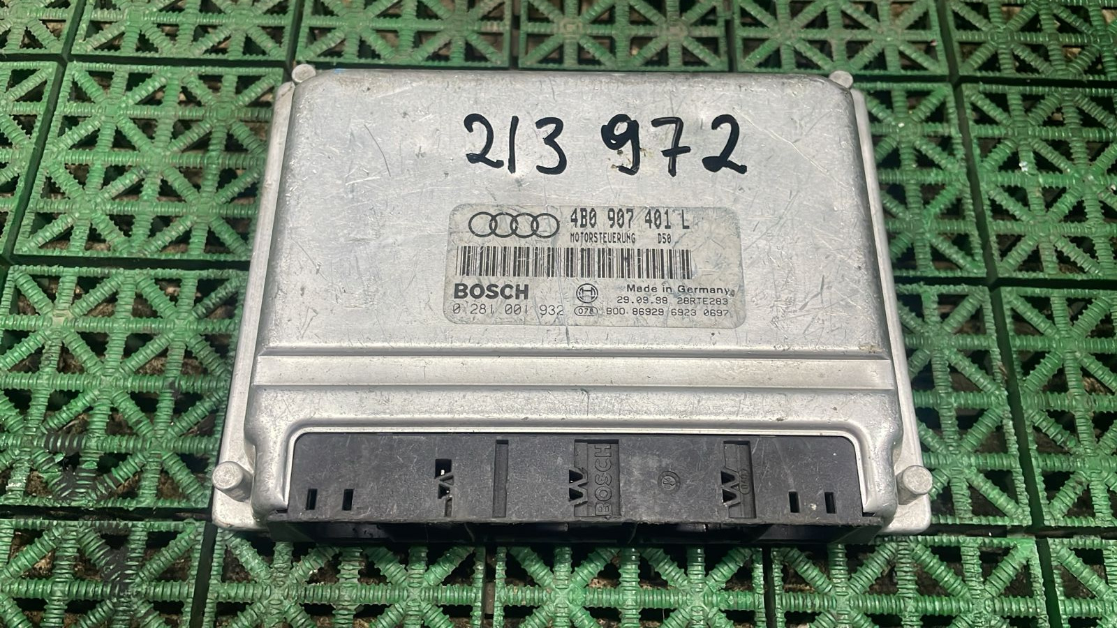 Блок управления двигателя ДВС ЭБУ AUDI A6 C5 2,5 AFB 1997- Б/У