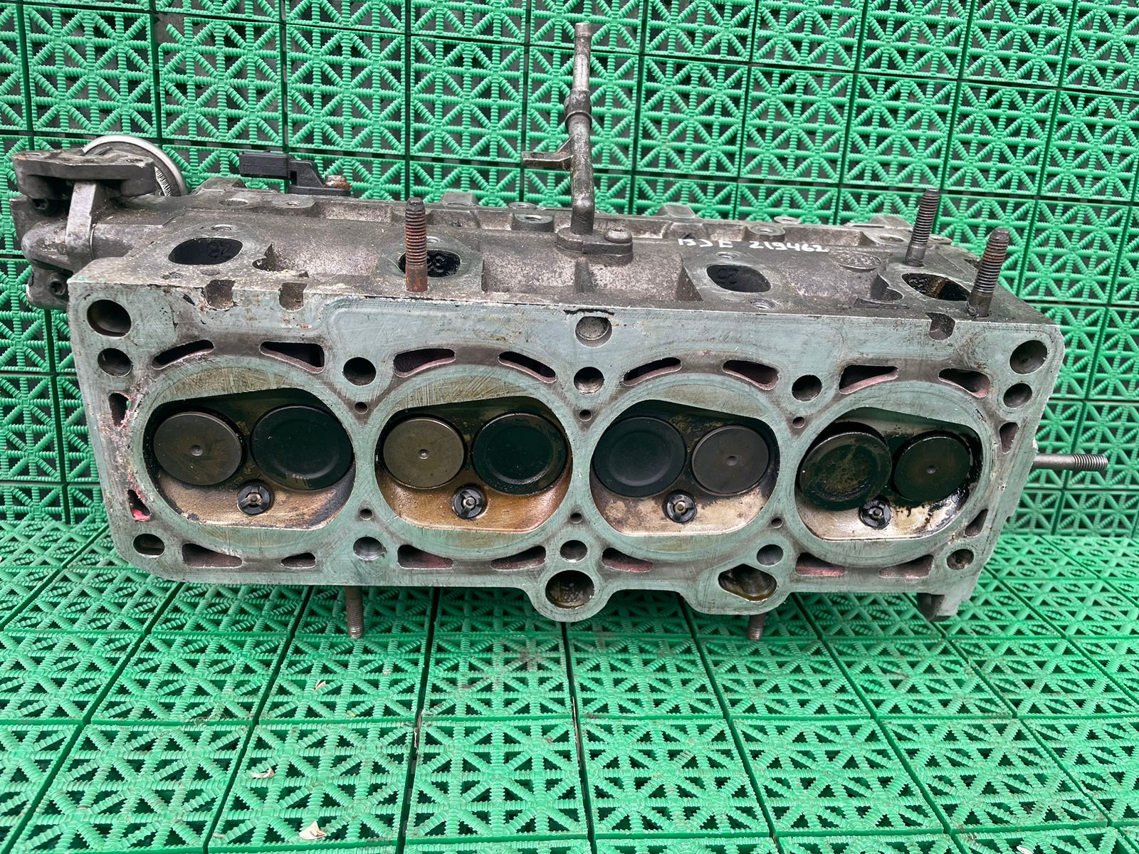Головка блока цилиндров ГБЦ AUDI A3, SKODA OCTAVIA 1Z, VOLKSWAGEN GOLF 5/5+, JETTA 5, PASSAT B6 1,6 BSE 2003- б/у