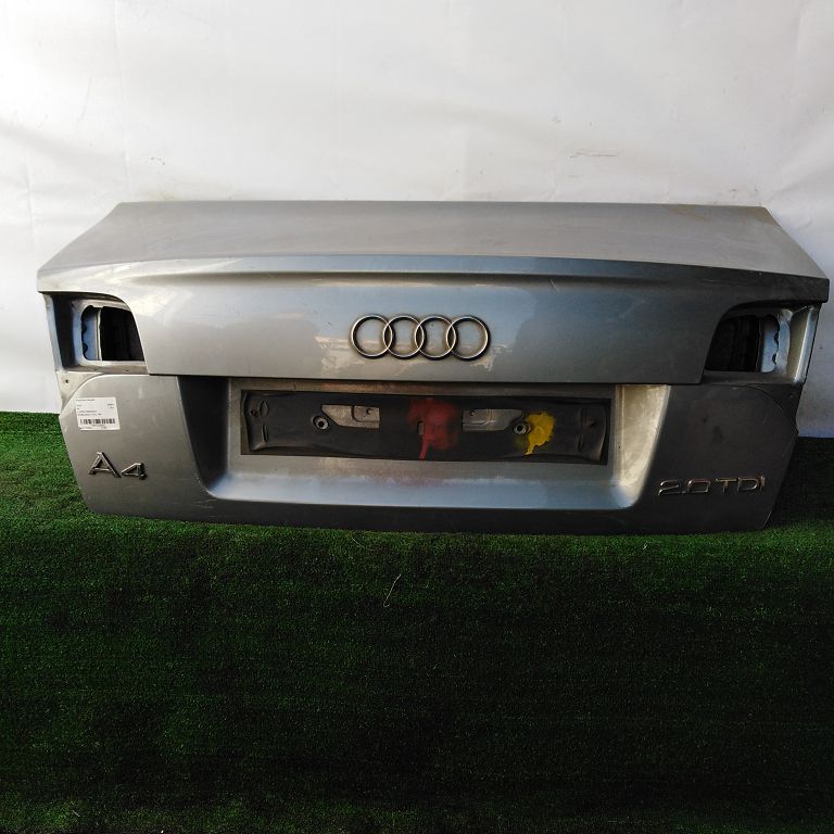 Крышка багажника AUDI A4 8E S-Line 2005- седан серая Б/У