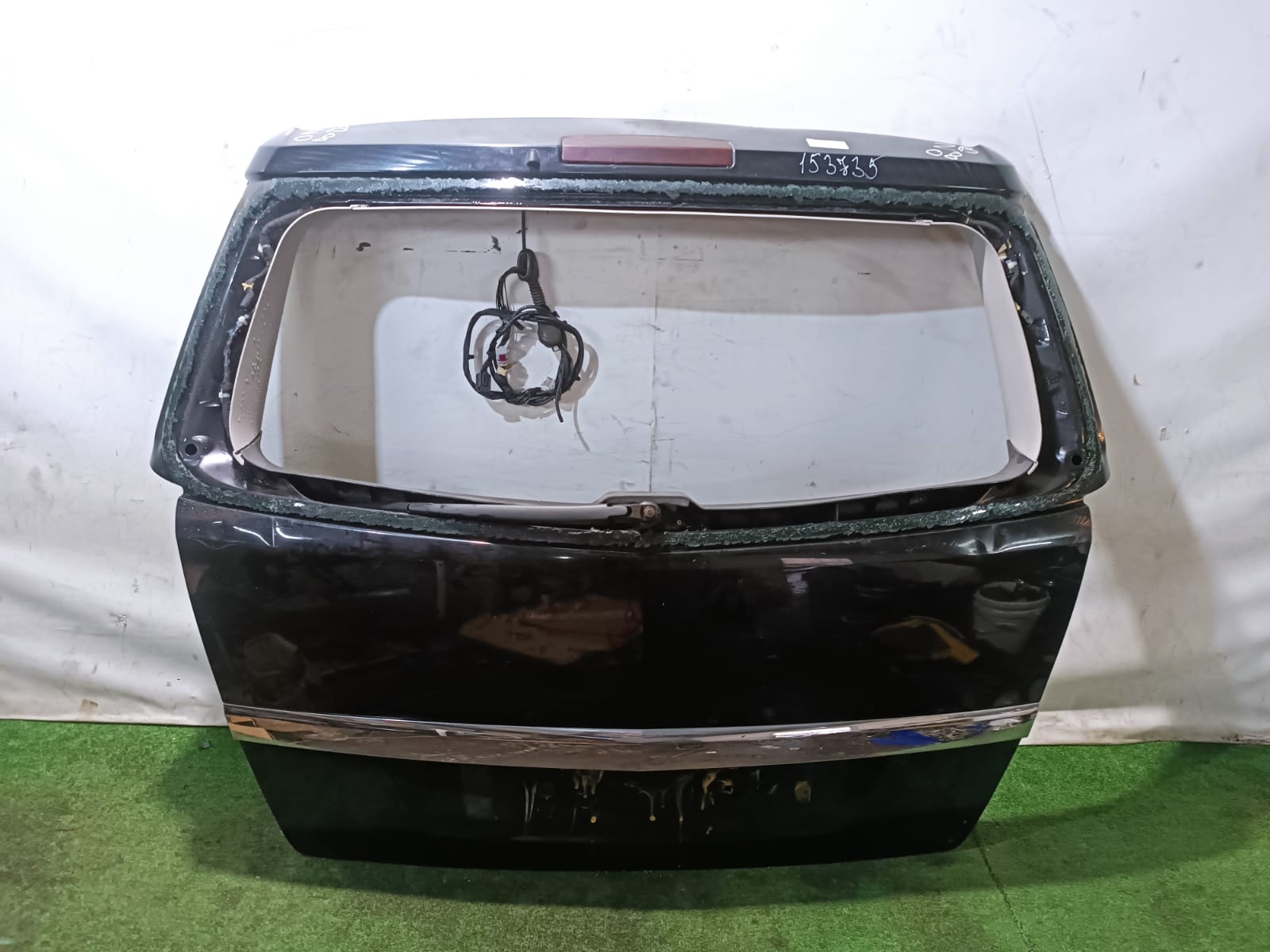 Крышка багажника OPEL ZAFIRA B 2005- чёрная б/у