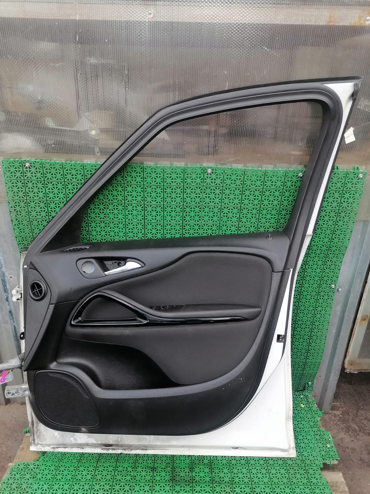 Стеклоподъемник OPEL ZAFIRA C 2013- передний правый б/у
