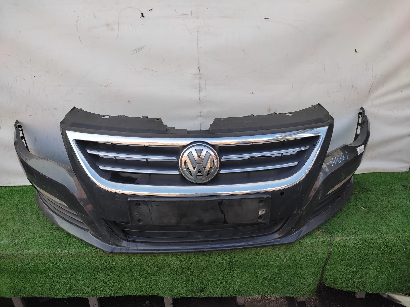 Бампер VOLKSWAGEN PASSAT CC 2008- передний б/у