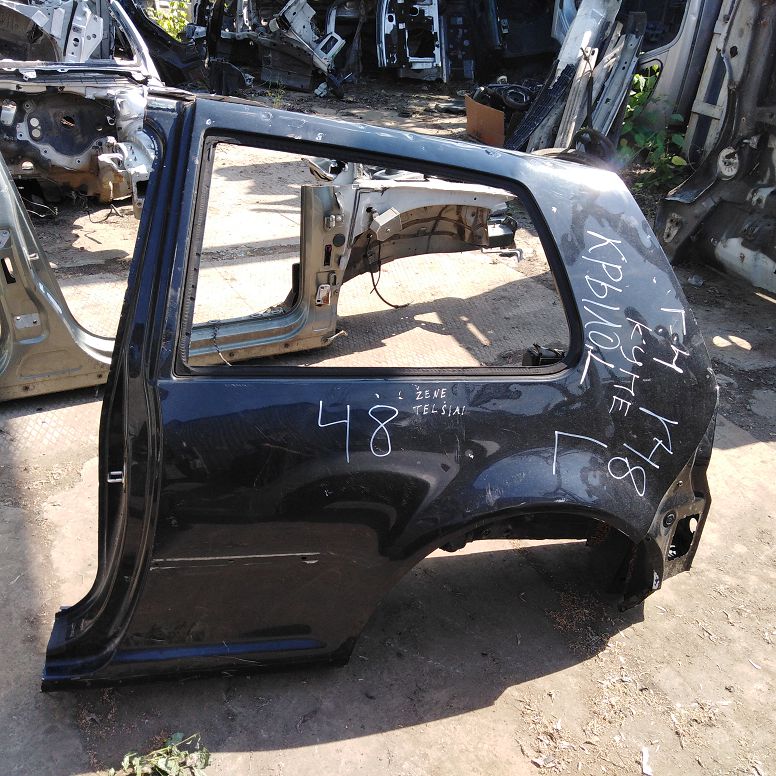 Крыло VOLKSWAGEN GOLF 4 1997- 3хдверный заднее левое черное Б/У