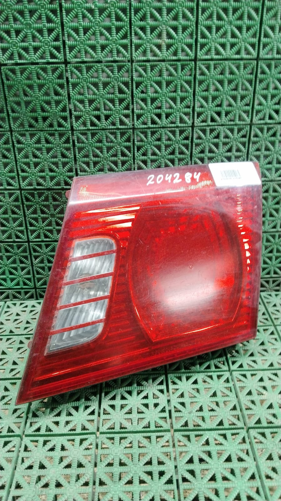 Фонарь KIA MAGENTIS 2 2000- правый б/у
