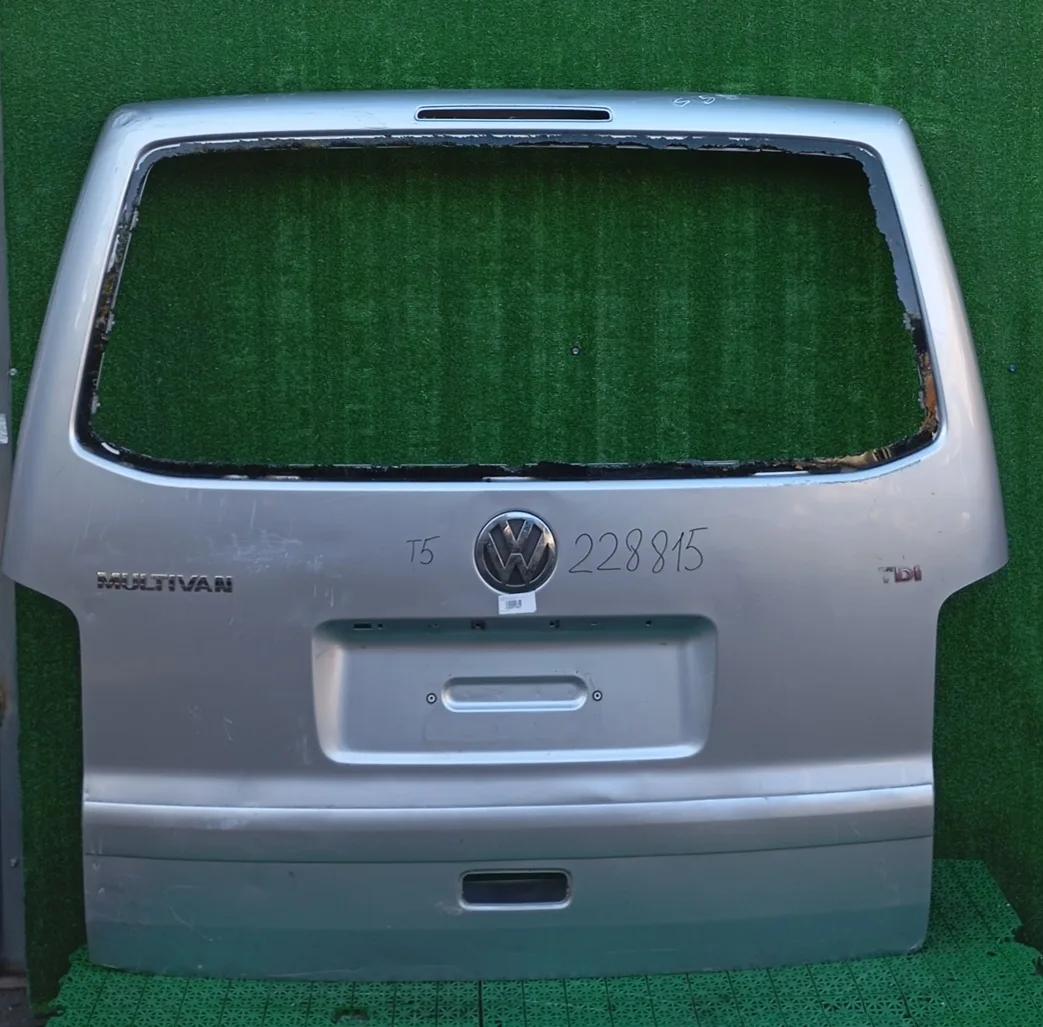 Крышка багажника VOLKSWAGEN TRANSPORTER T5 2003- с проёмом для стекла серебро б/у