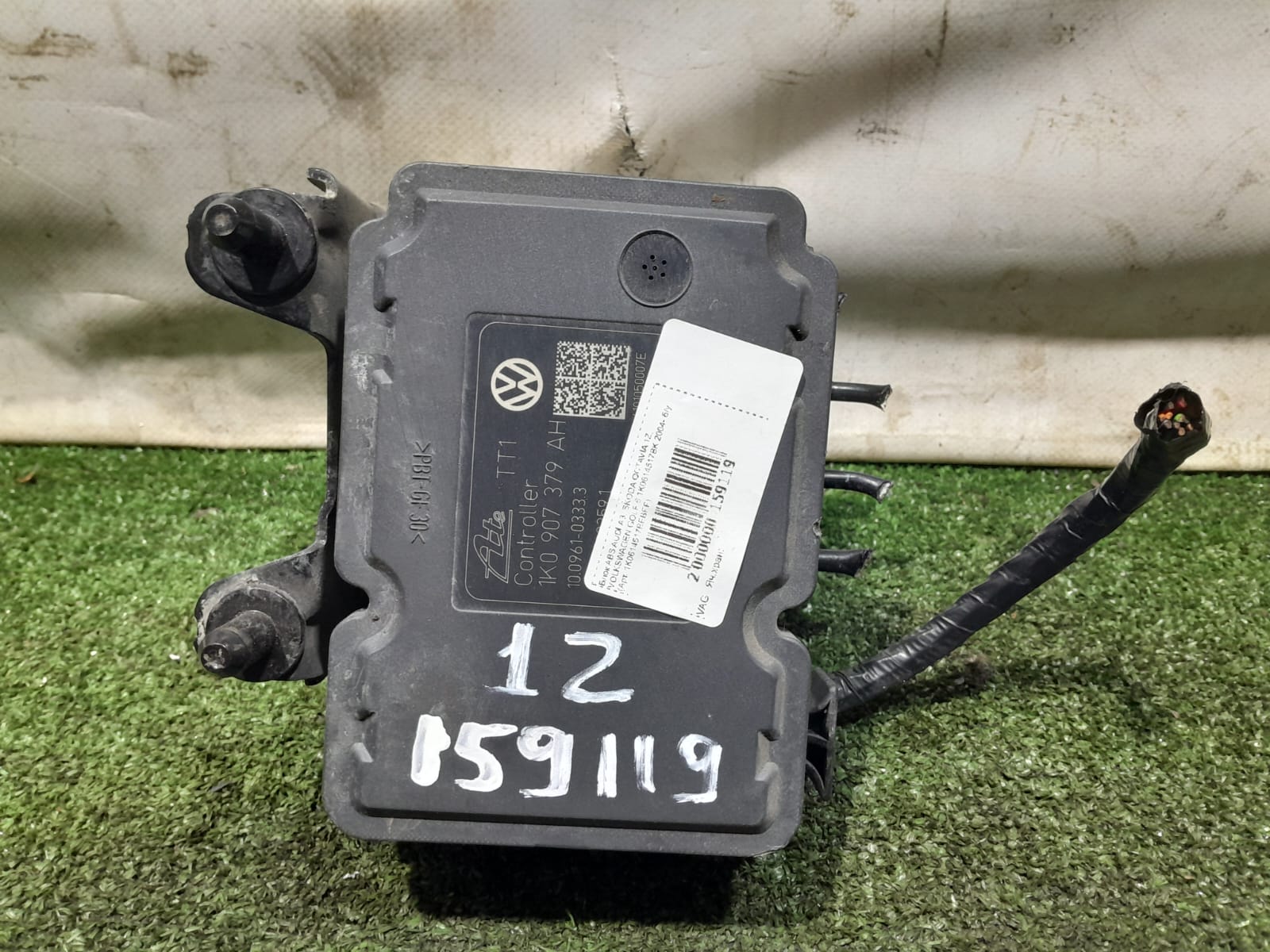 Блок ABS AUDI A3, SKODA OCTAVIA 1Z, VOLKSWAGEN GOLF 6 1K0907379AH 2004- б/у
