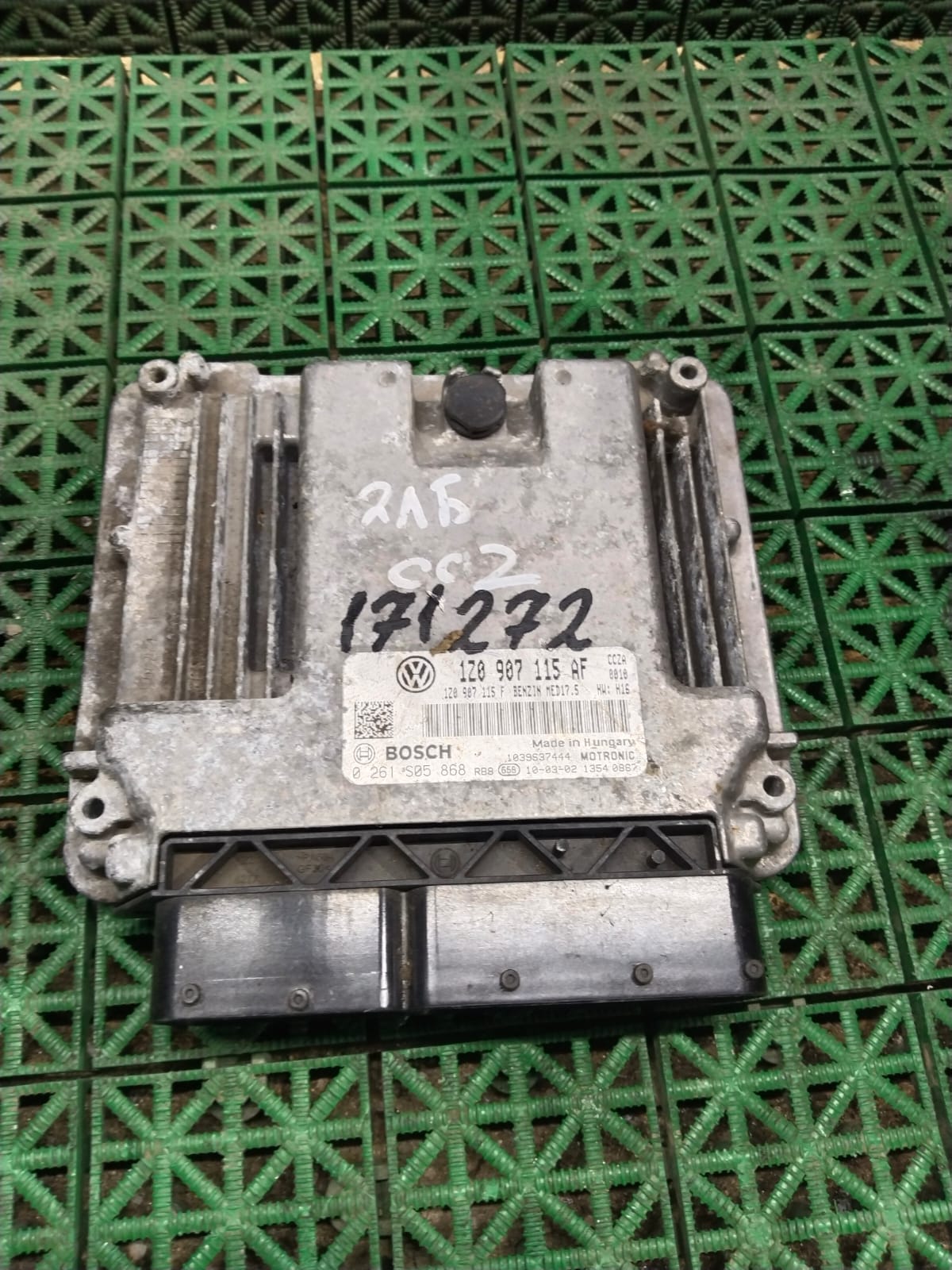 Блок управления двигателя ДВС ЭБУ SKODA OCTAVIA 1Z CCZA 2,0 1Z0907115AF б/у