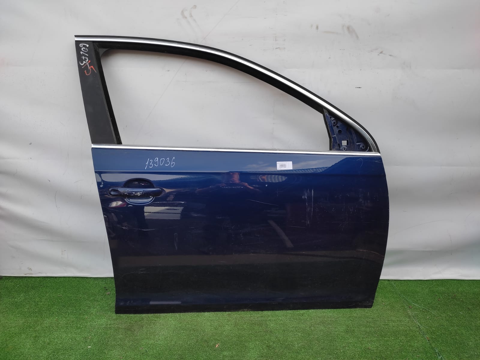 Дверь VOLKSWAGEN JETTA 5 2006- передняя правая синяя б/у