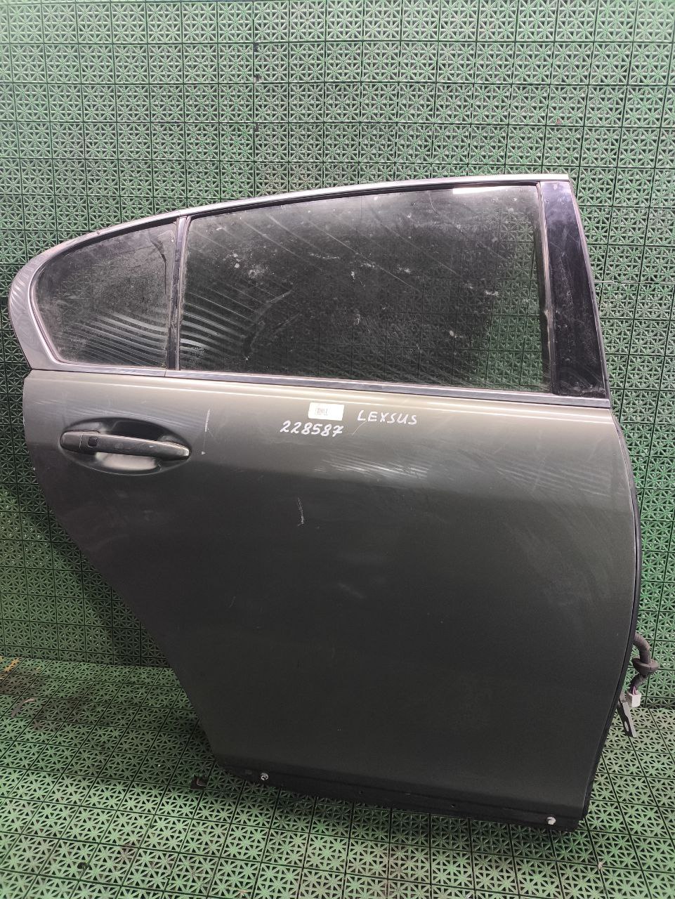 Дверь TOYOTA GS 300/400/430 2005- задняя левая зелёная б/у