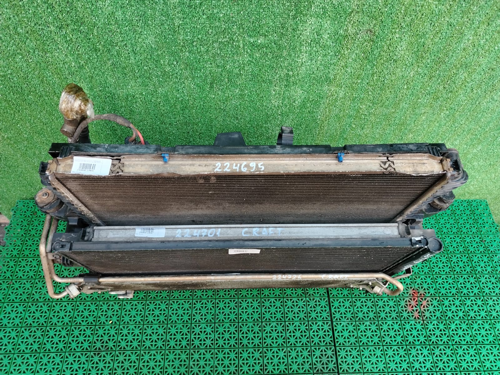 Интеркулер VOLKSWAGEN AMAROK 2006- б/у