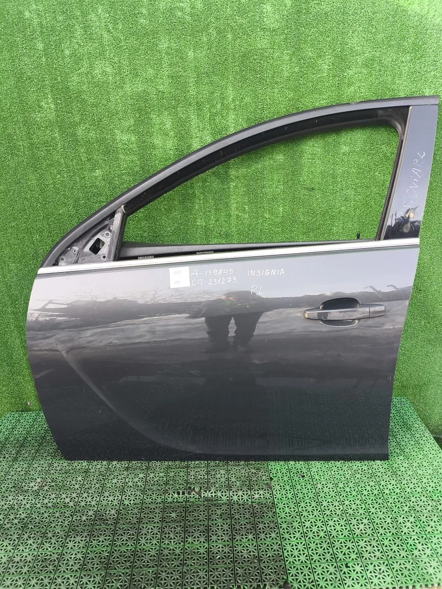Дверь OPEL INSIGNIA 2009- передняя левая чёрная б/у