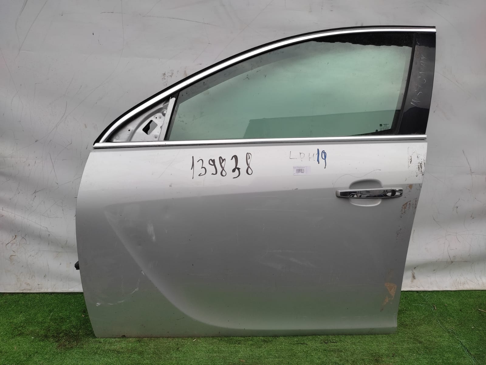 Дверь OPEL INSIGNIA 2009- передняя левая серебро б/у