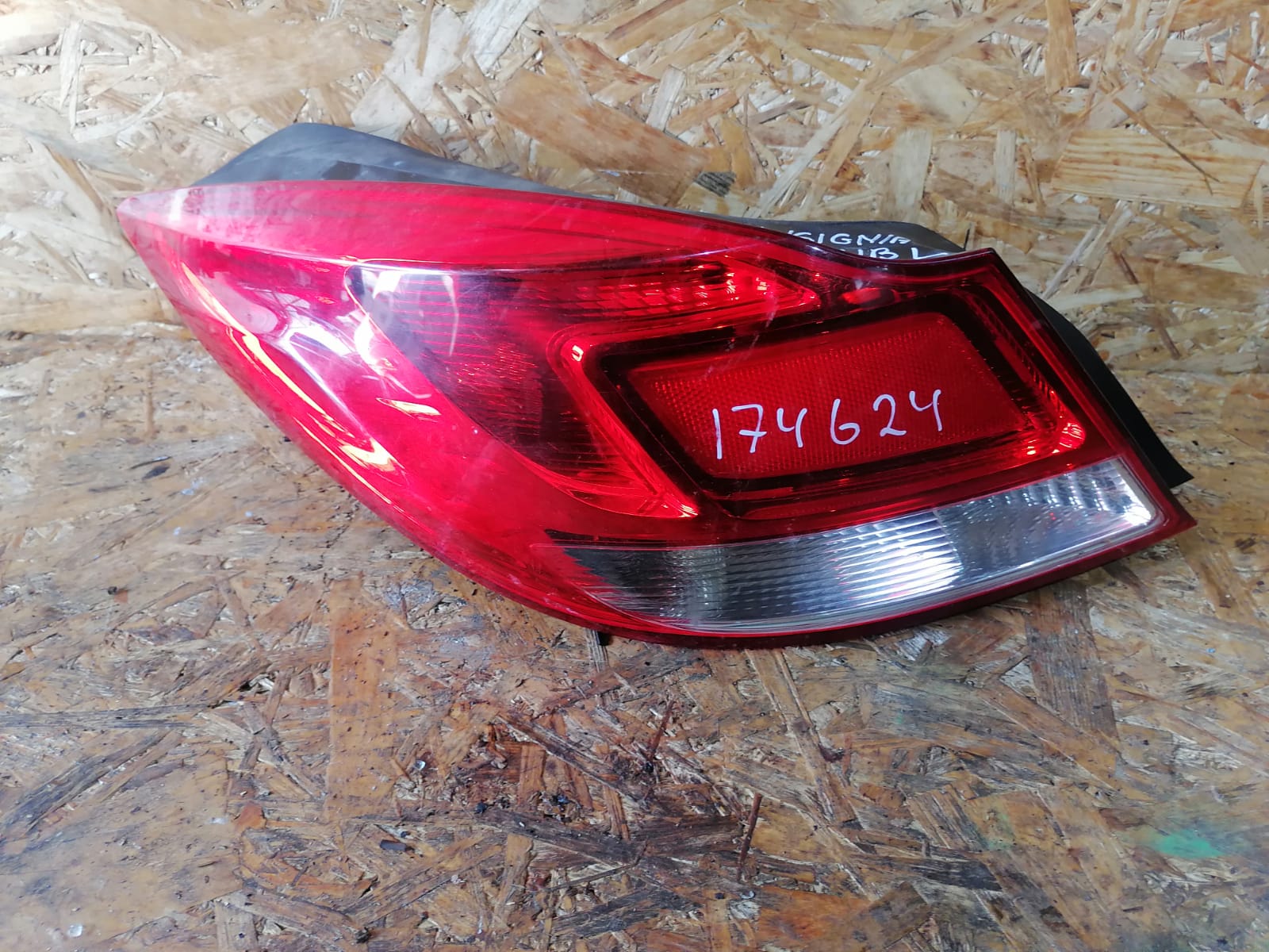 Фонарь OPEL INSIGNIA 2008- седан, хэтчбек наружный левый б/у